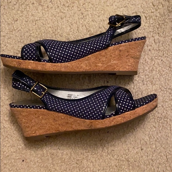 LL Bean Blue Polka Dot Wedges, Worn Once! 7 - Picture 2 of 5